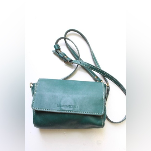 Portland leather cross body bag - Picture 1 of 15